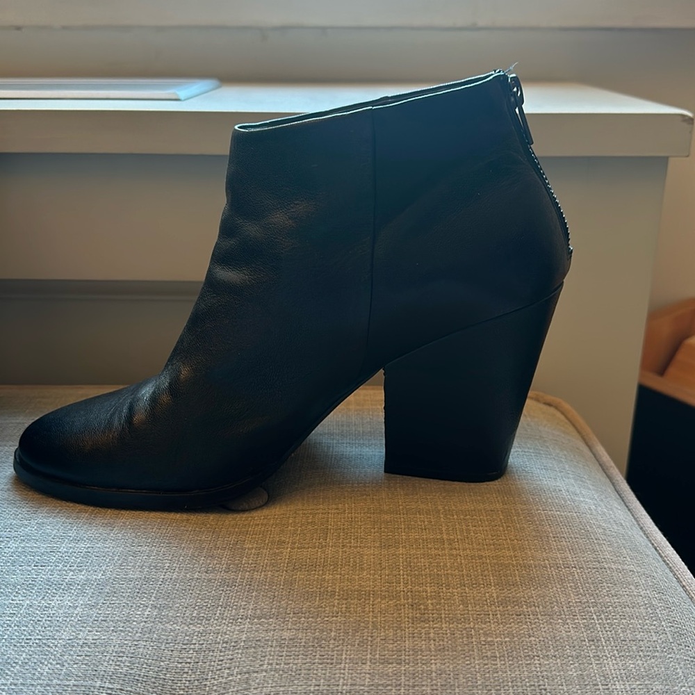 Cole Haan size 10 booties in black